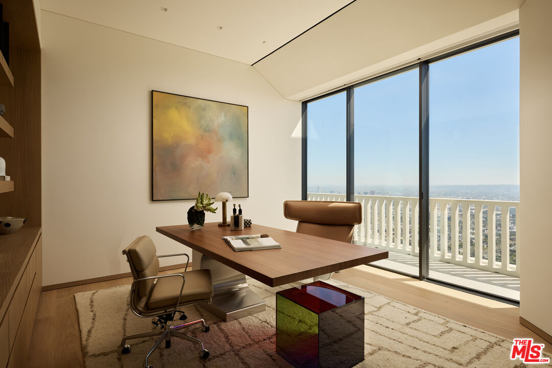 9255 Doheny Rd Unit: PH