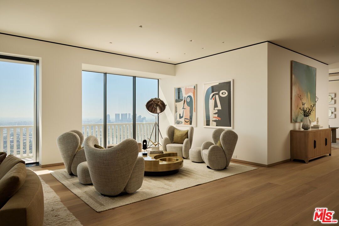 9255 Doheny Rd Unit: PH