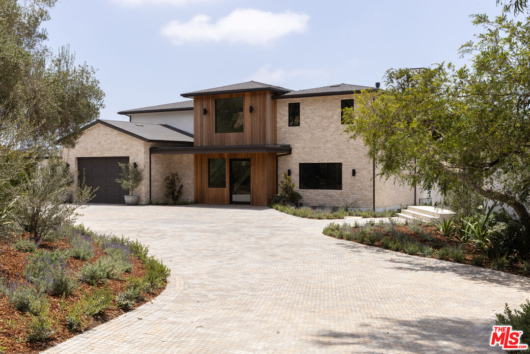 29924 Harvester Rd