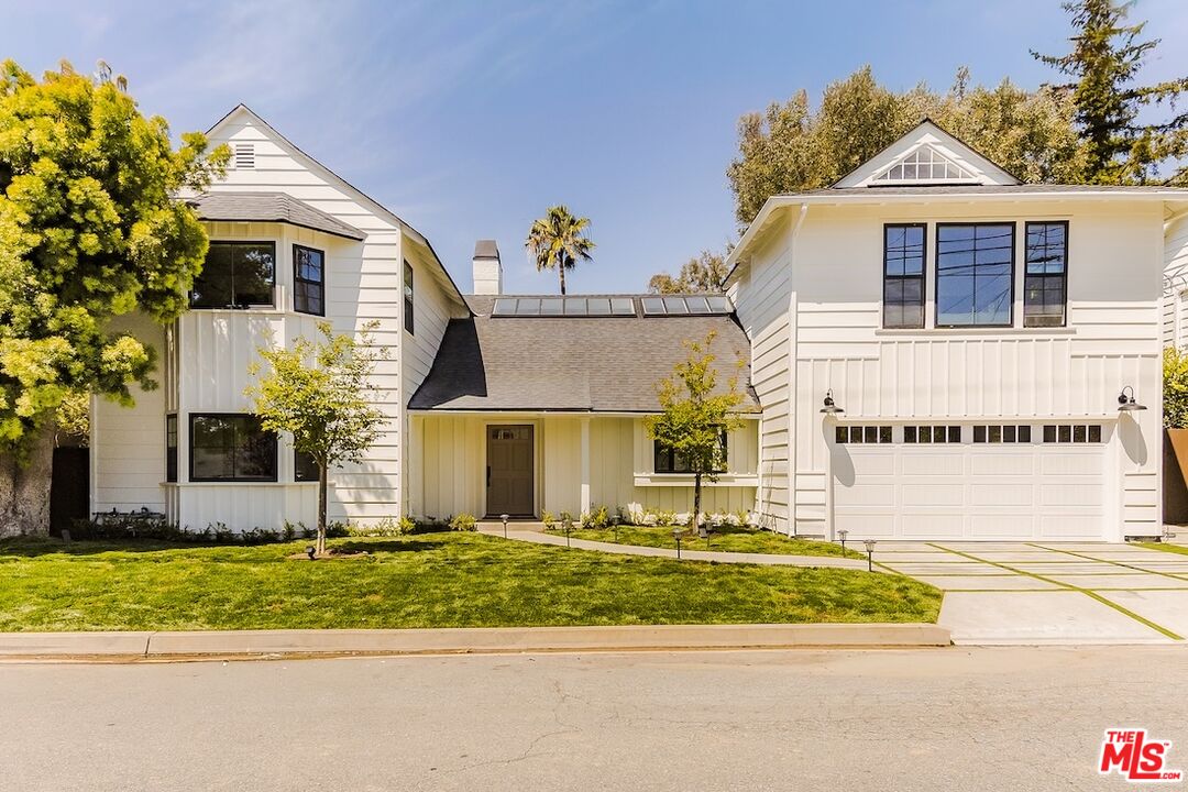 2179 Linda Flora Dr