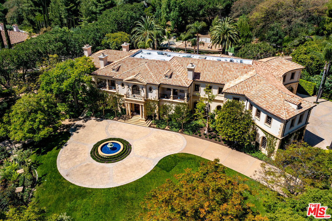 70 Beverly Park