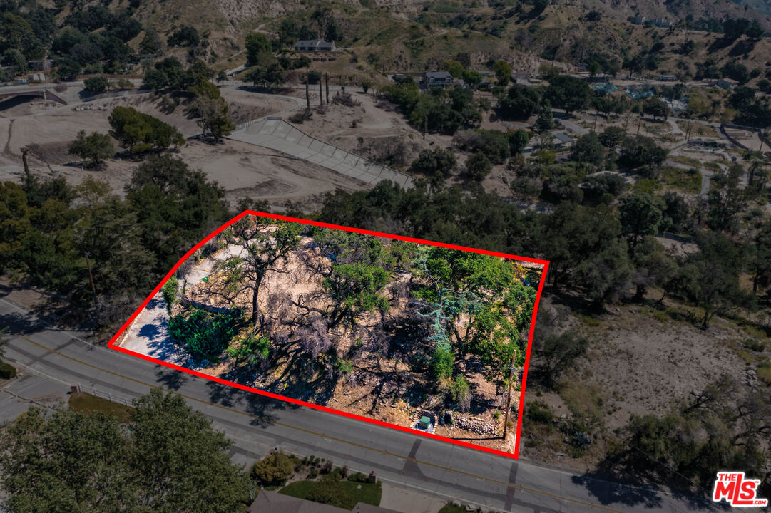 3172 Rubio Canyon Rd