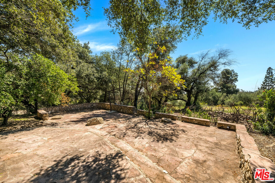 3172 Rubio Canyon Rd