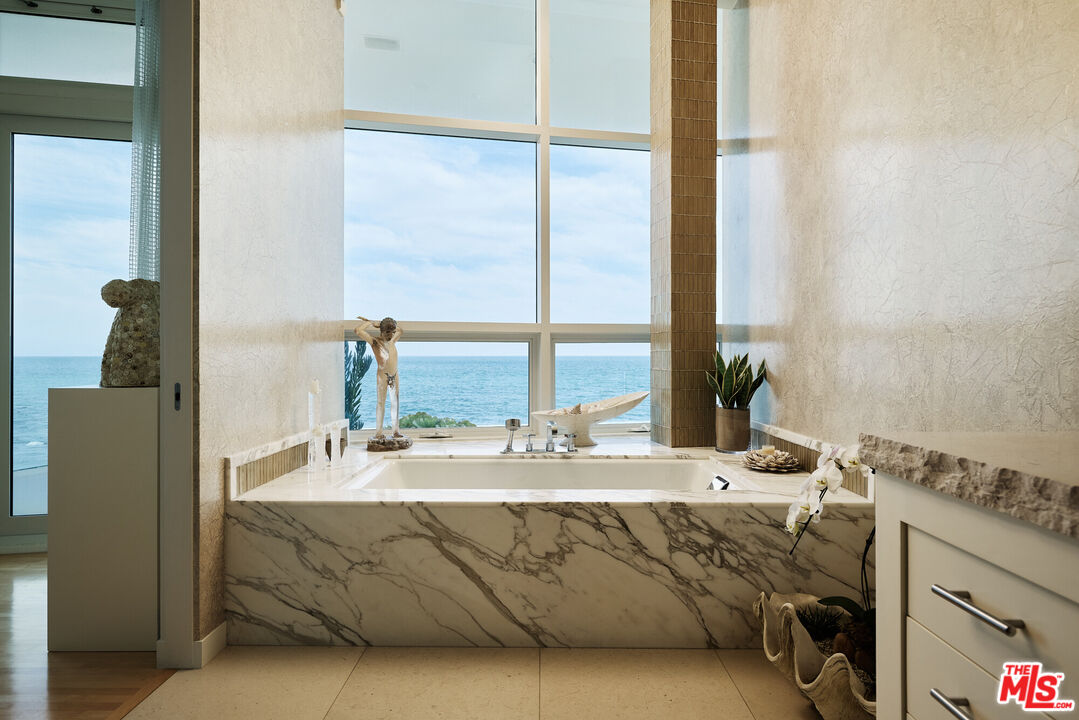 26808 Malibu Cove Colony Dr