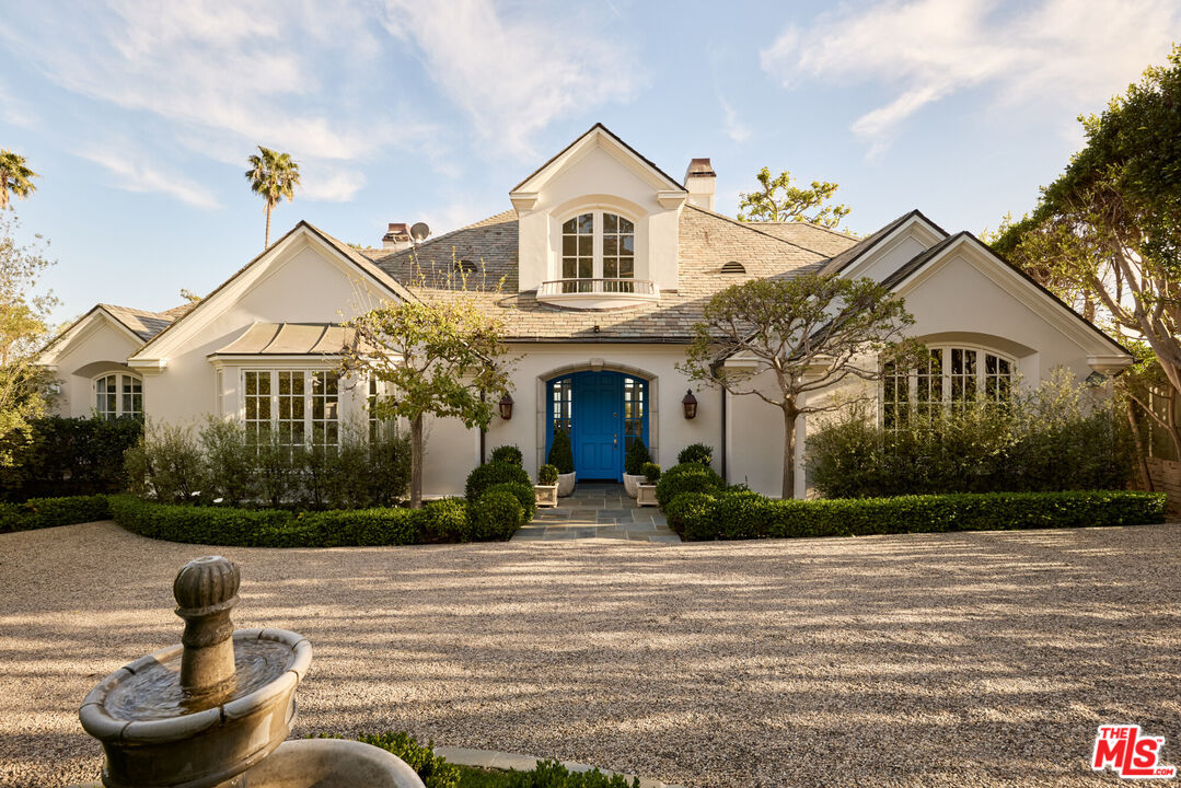 541 Paseo Miramar