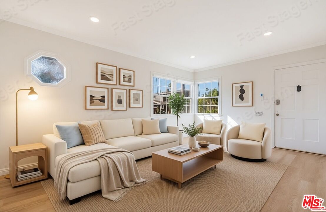 2308 Pisani Pl