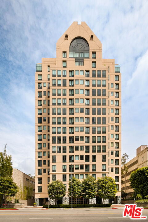 10520 Wilshire Blvd Unit: 303