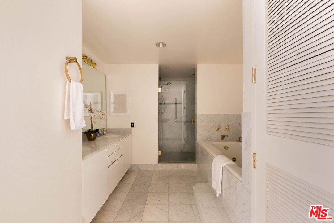 10520 Wilshire Blvd Unit: 303