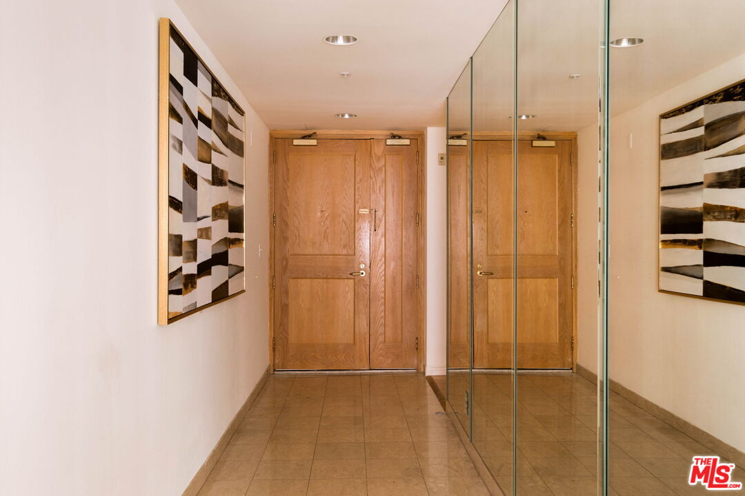 10520 Wilshire Blvd Unit: 303