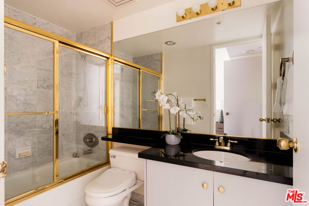 10520 Wilshire Blvd Unit: 303
