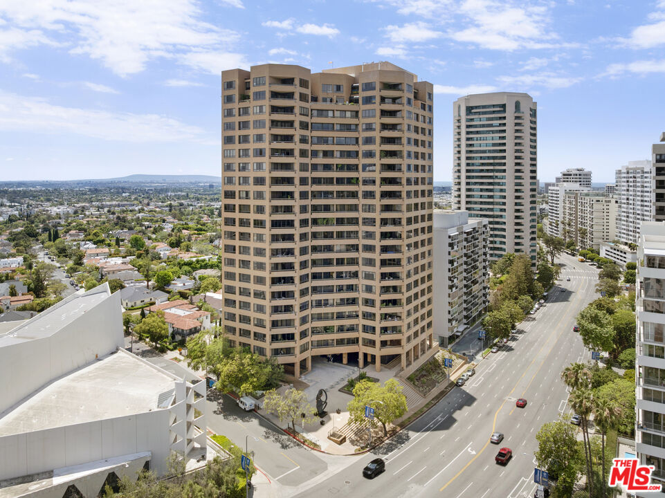 10430 Wilshire Blvd Unit: 202