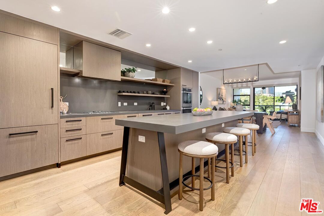 10777 Wilshire Blvd Unit: 409