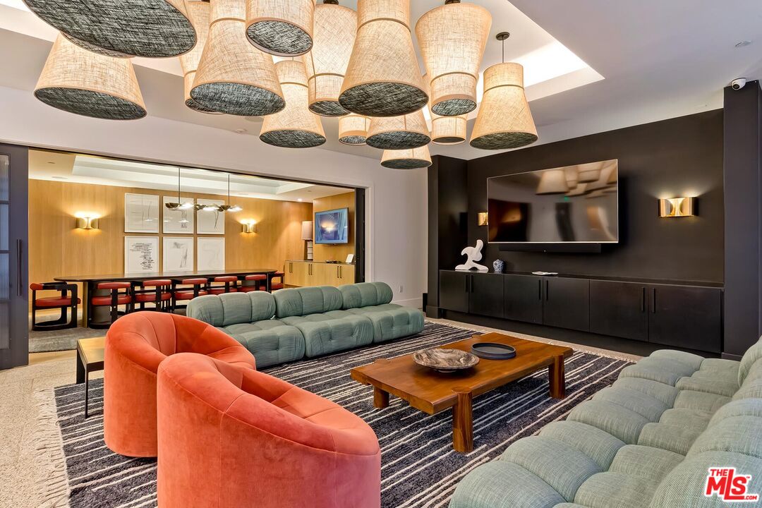 10777 Wilshire Blvd Unit: 409