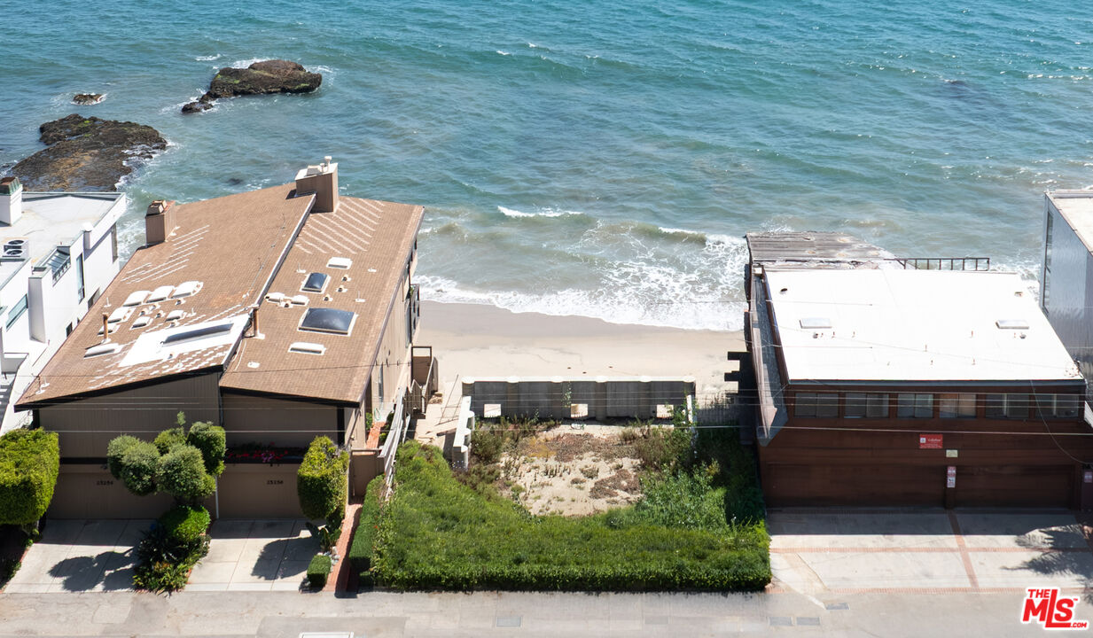25260 Malibu Rd