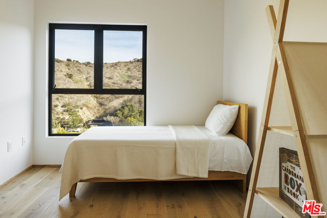 3755 Camino De La Cumbre