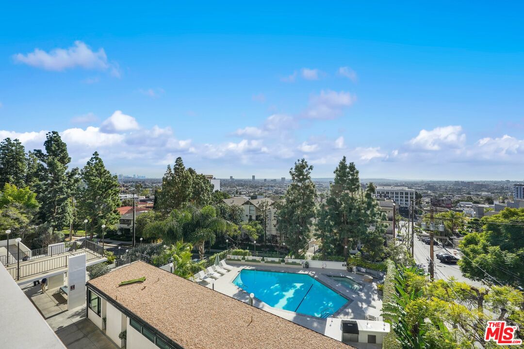 8787 Shoreham Dr Unit: 310