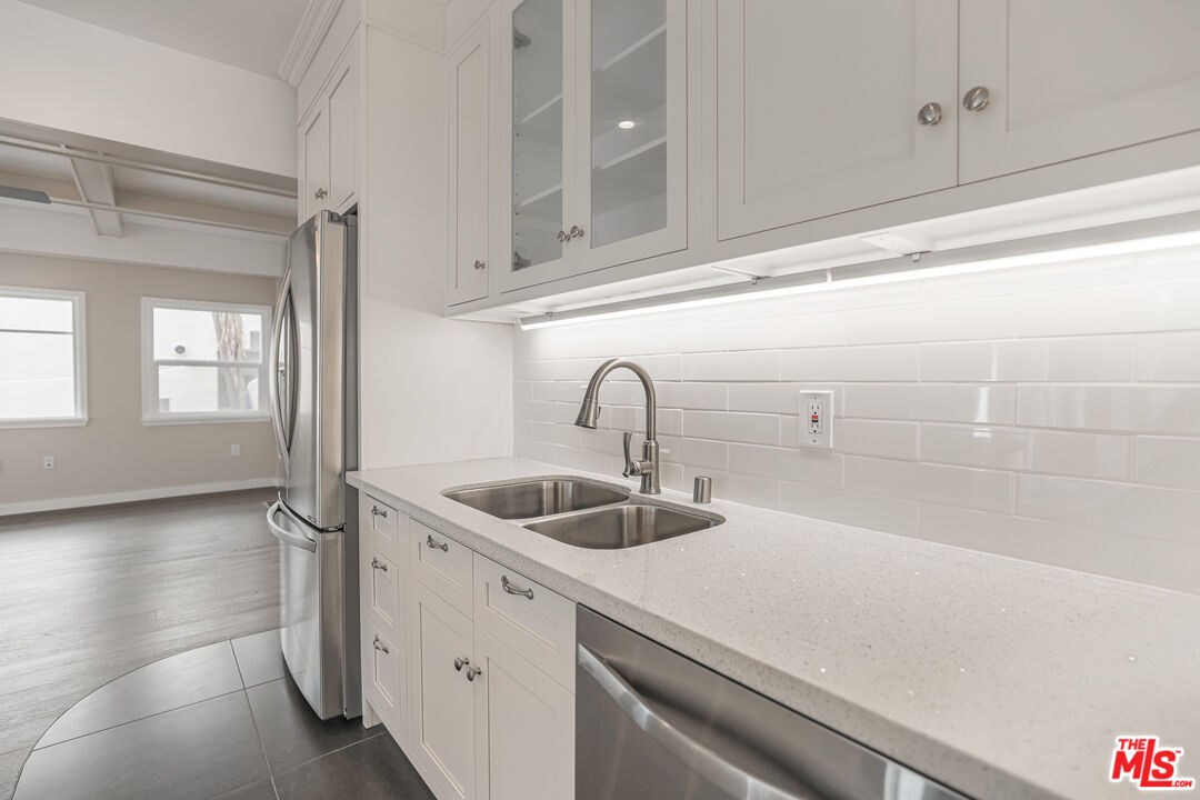 31 Breeze Ave Unit: A