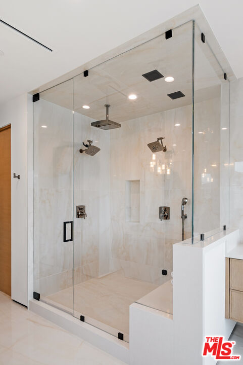 3708 Brigantine Cir