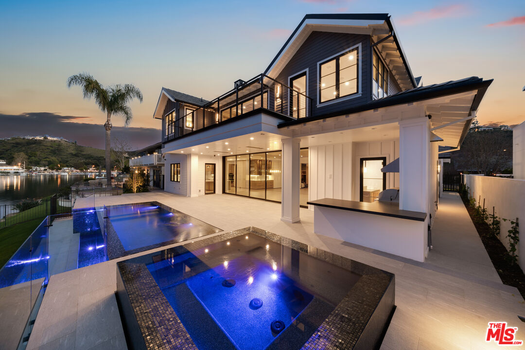 3708 Brigantine Cir