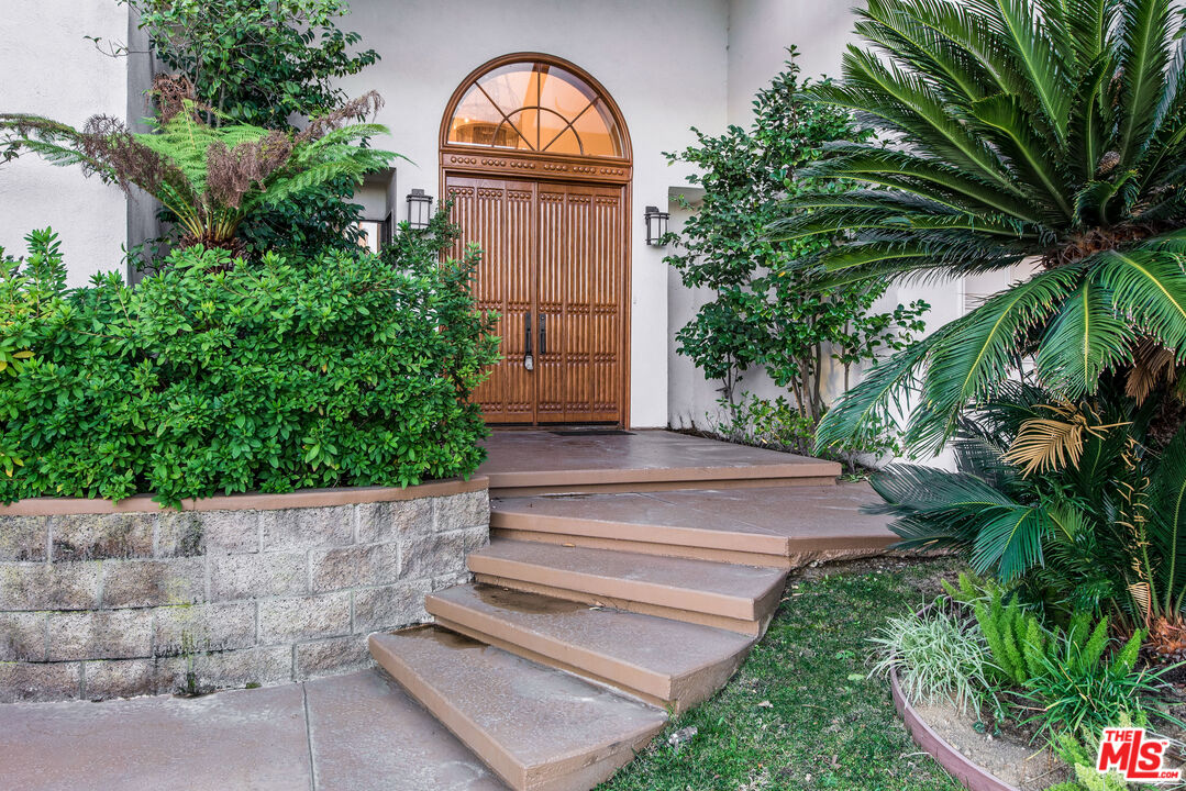 7940 Vulcan Dr