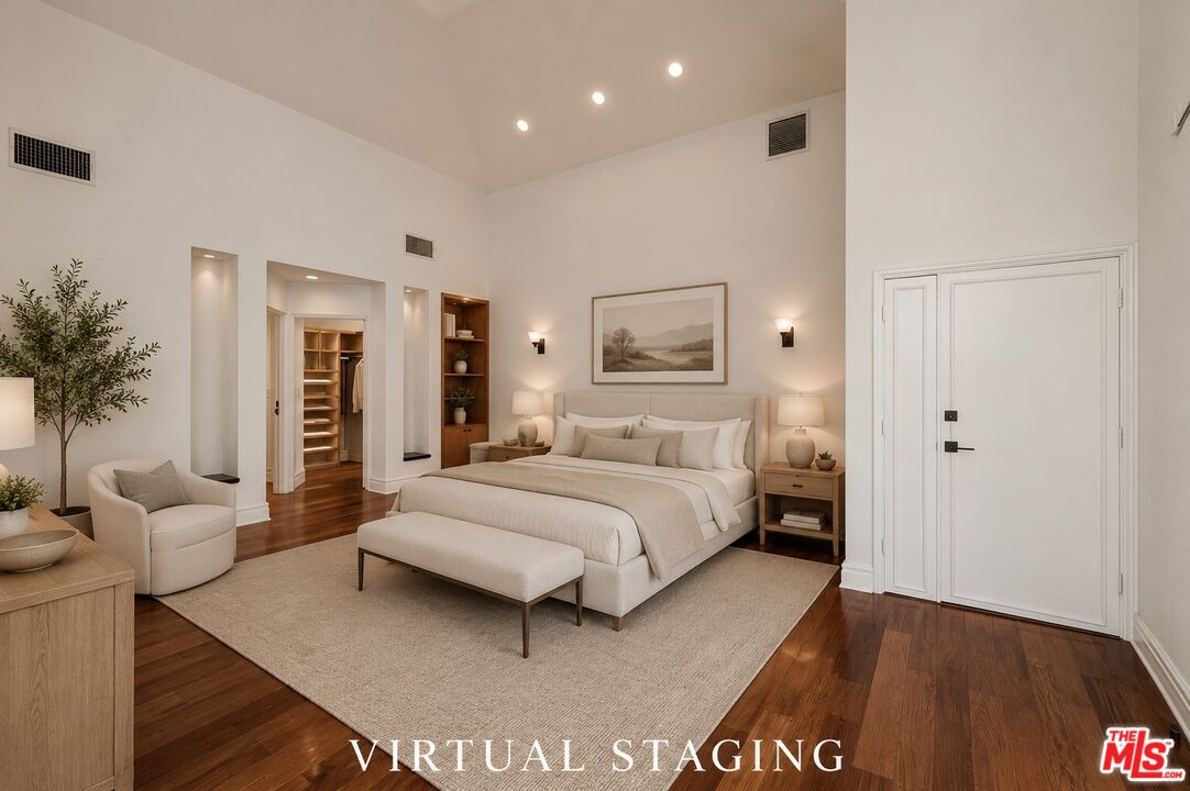7940 Vulcan Dr
