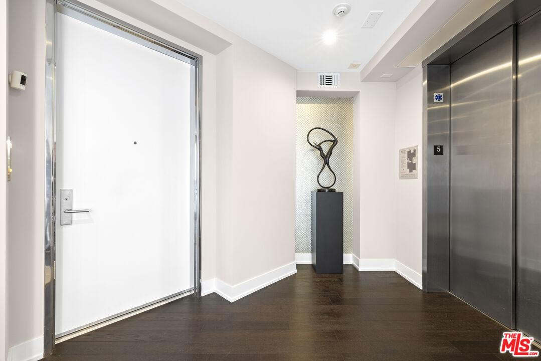 450 N Palm Dr Unit: 507