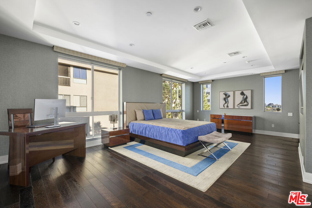 450 N Palm Dr Unit: 507