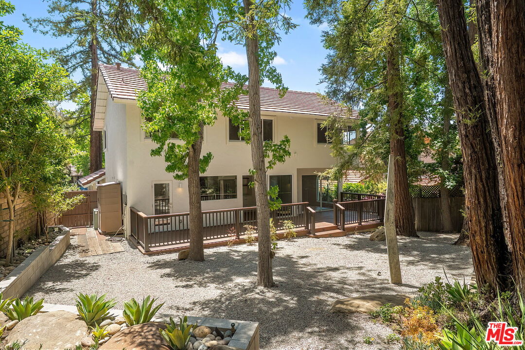 10311 Clusterberry Ct
