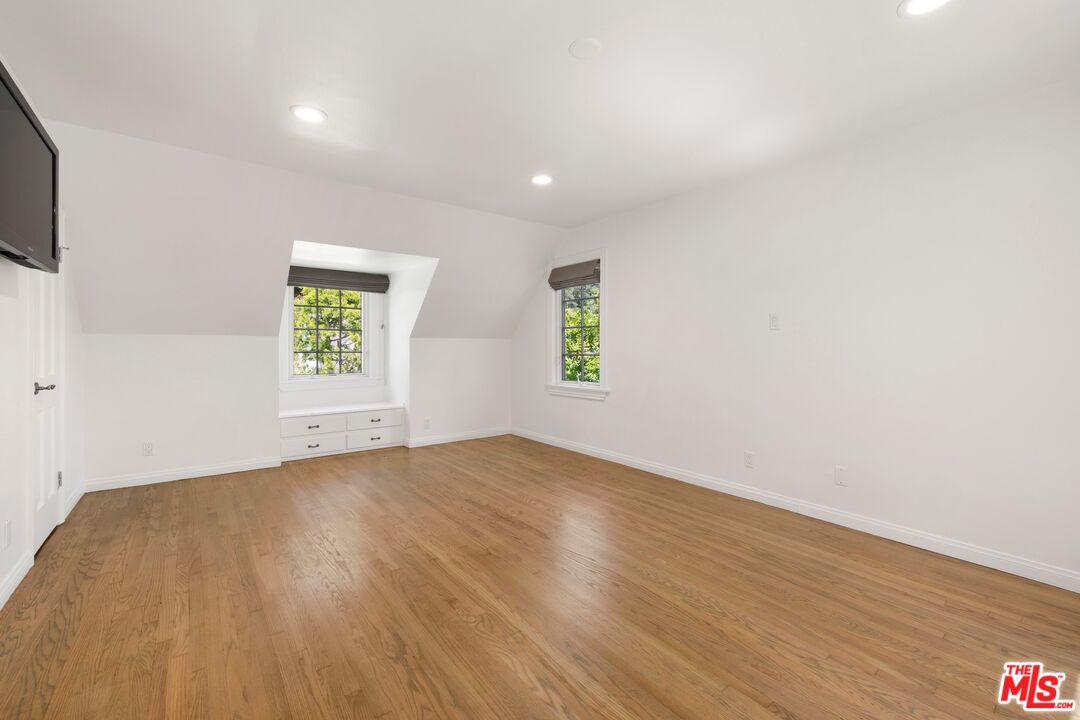 501 Cascada Way