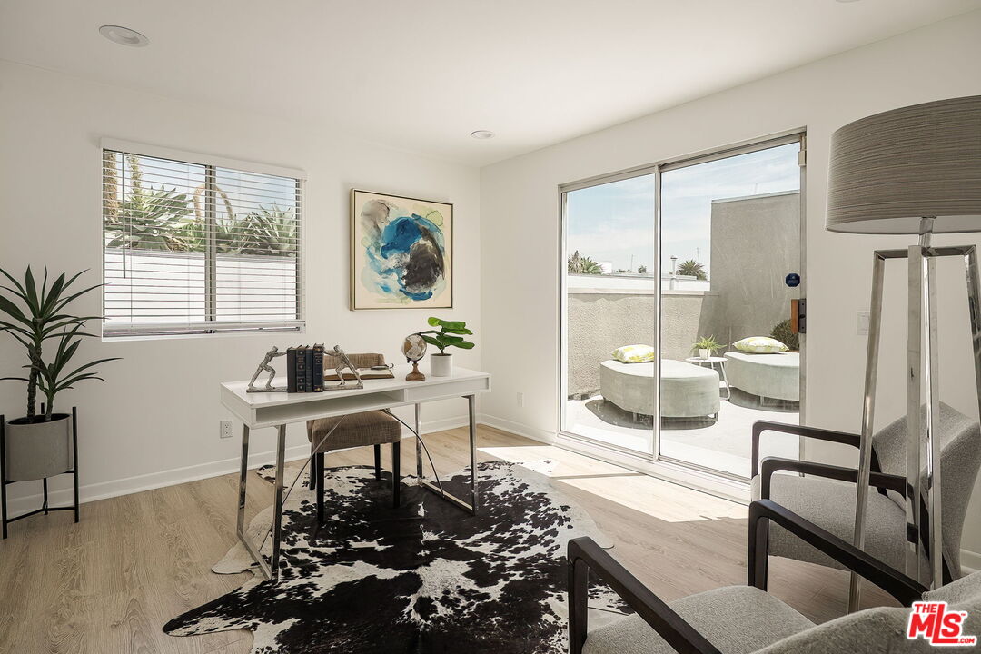 1617 S Beverly Glen Blvd Unit: 404