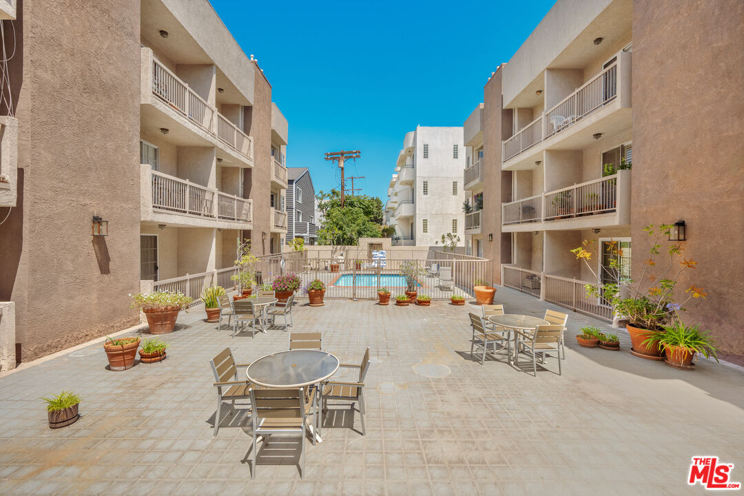 10021 Tabor St Unit: 109