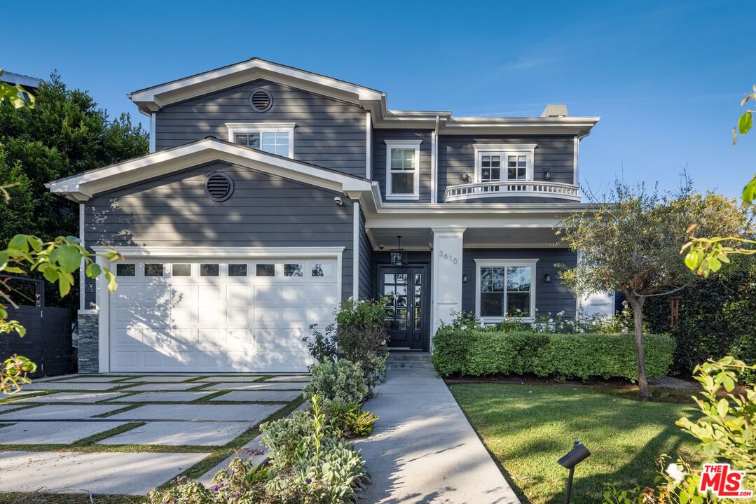 3610 Barry Ave