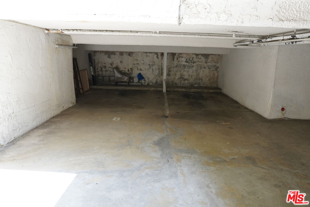 912 Hilldale Unit: 3