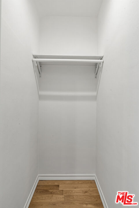 1233 N Harper Ave Unit: 6