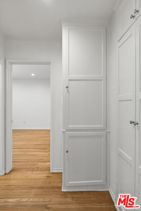 1235 N Harper Ave Unit: 25