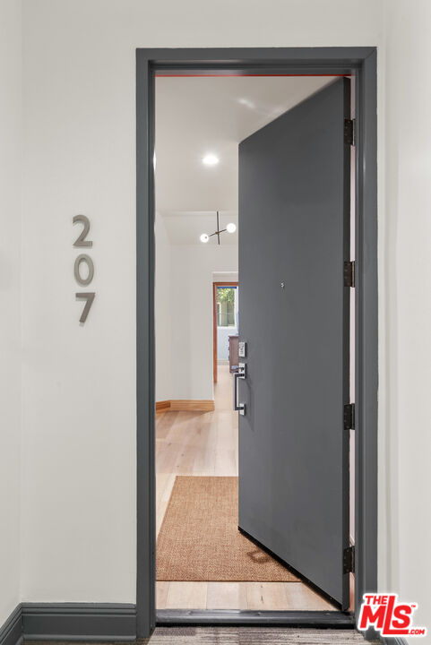 9000 Cynthia St Unit: 207
