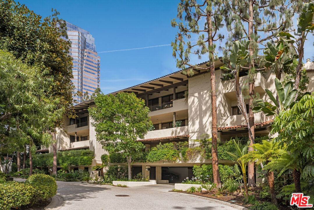 2184 Century Woods Way