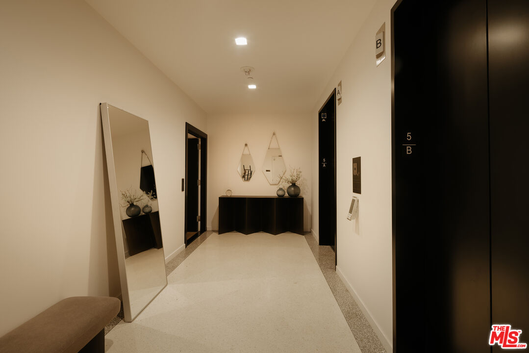 9000 W 3rd St Unit: 501