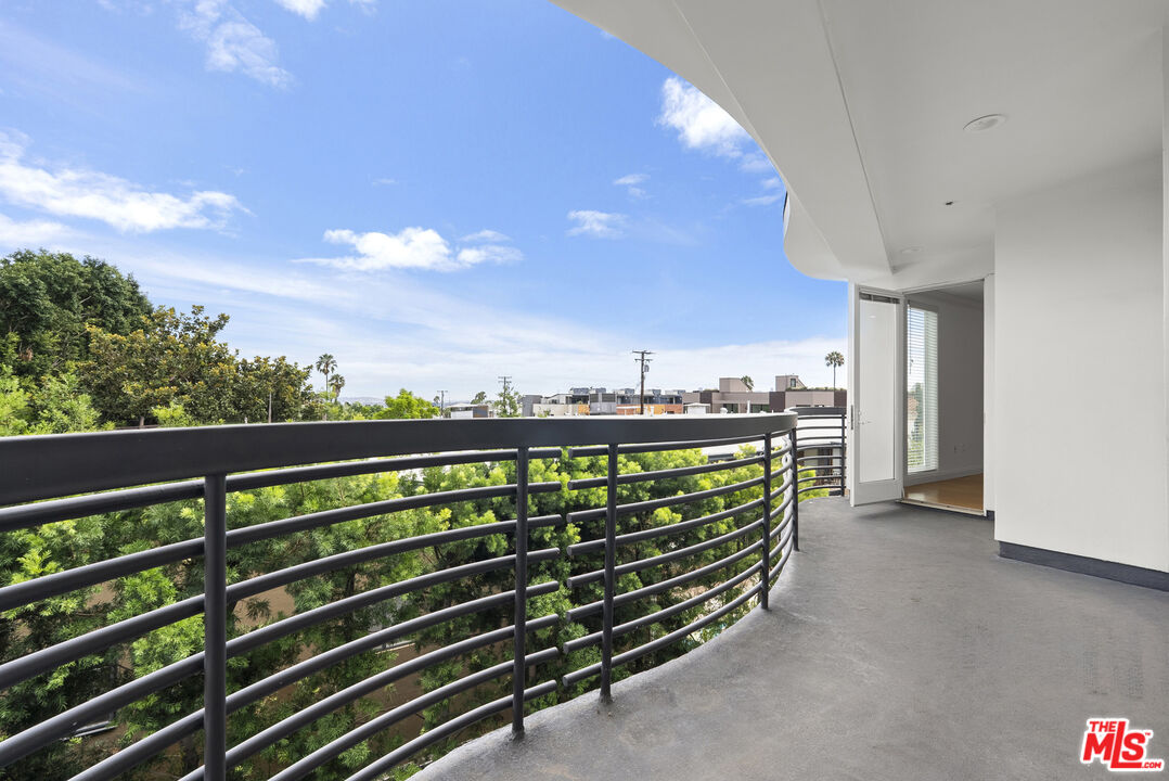1283 Havenhurst Dr Unit: 306