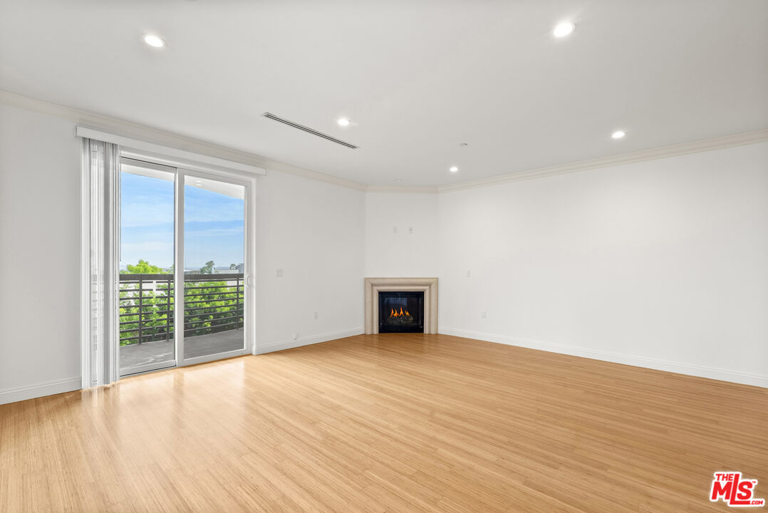 1283 Havenhurst Dr Unit: 306