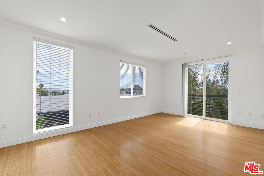 1283 Havenhurst Dr Unit: 306