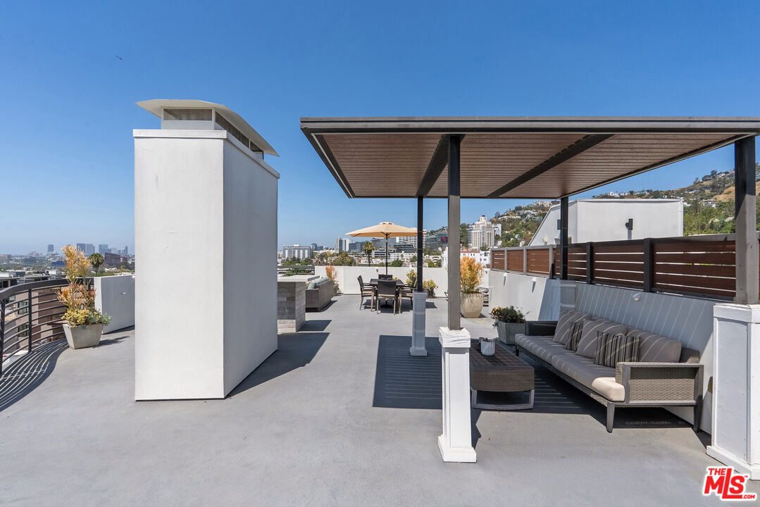 1283 Havenhurst Dr Unit: 306