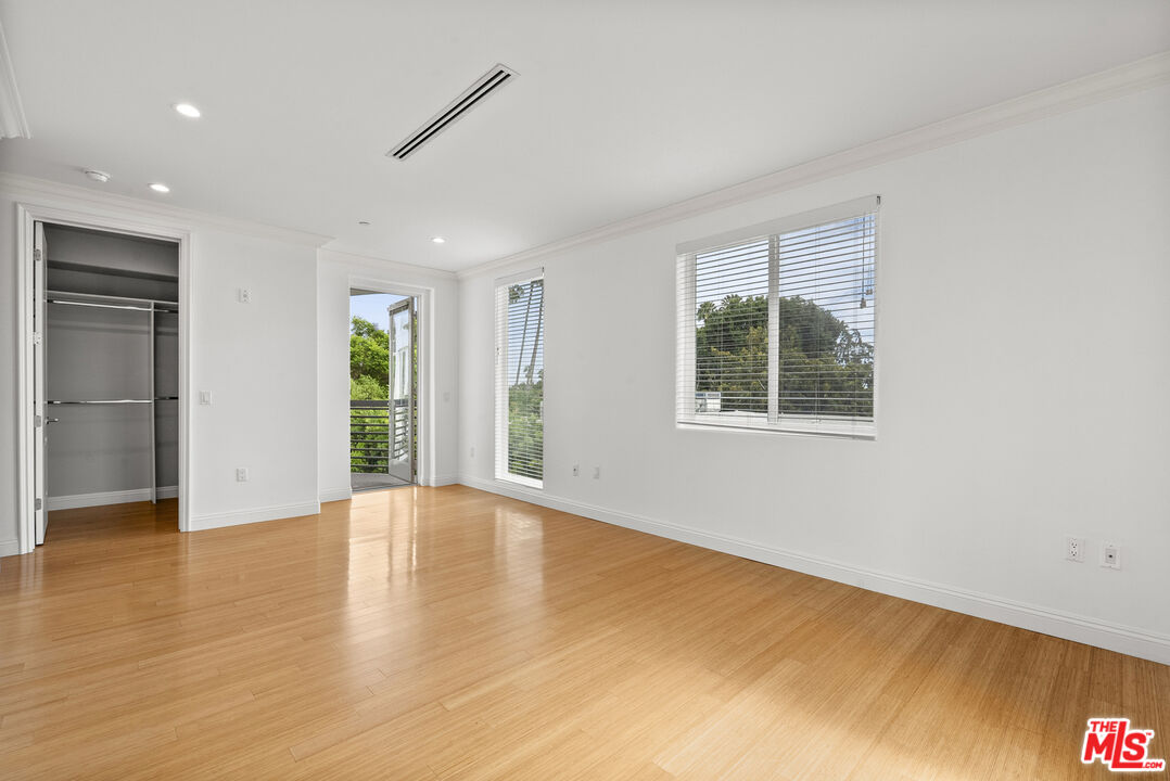 1283 Havenhurst Dr Unit: 306