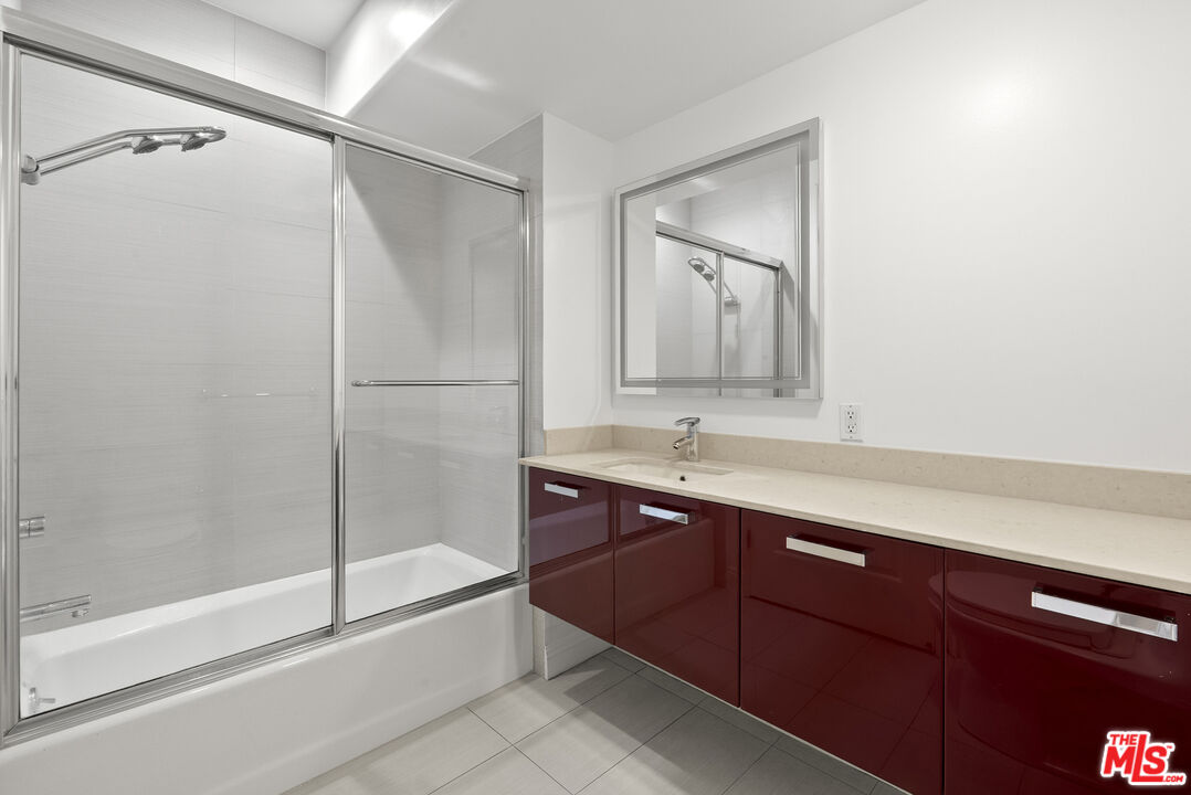 1283 Havenhurst Dr Unit: 306