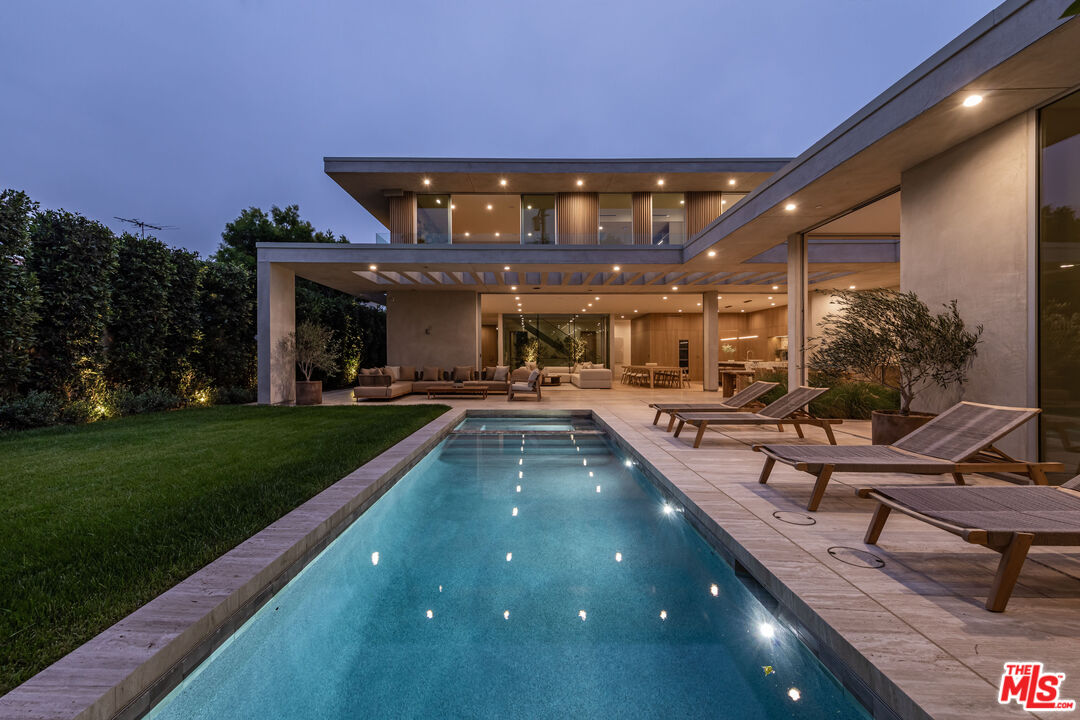 634 Moreno Ave