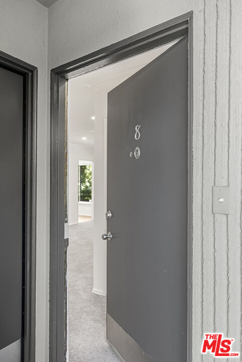 1227 N Harper Ave Unit: 8