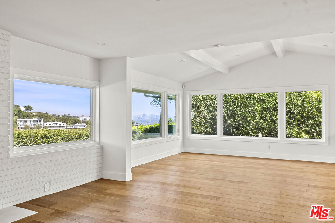 9881 Beverly Grove Dr
