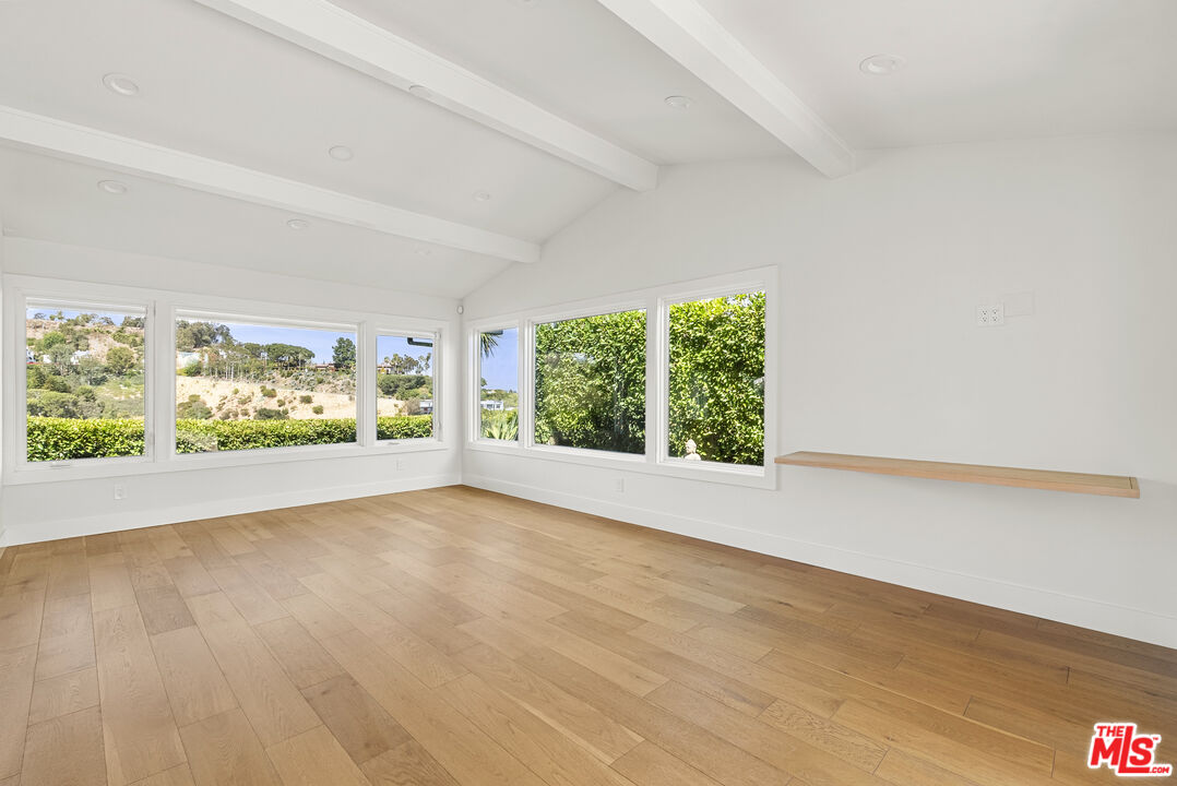 9881 Beverly Grove Dr
