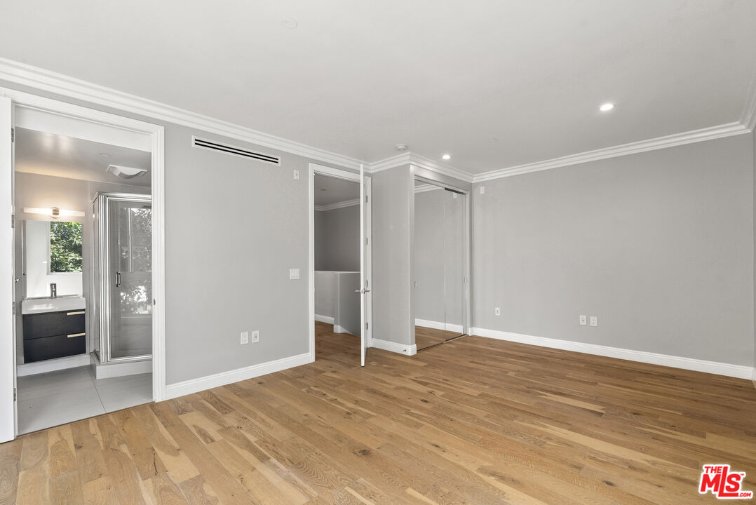 1283 Havenhurst Dr Unit: 101