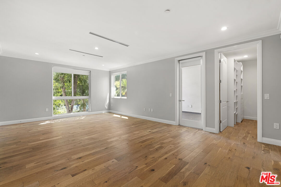 1283 Havenhurst Dr Unit: 101